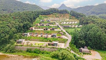 Hongcheon Toliaigeullaemping