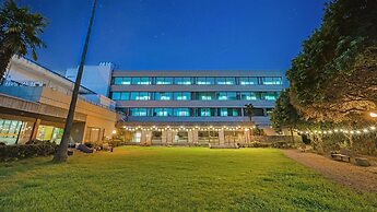 Jeju Honeycrown Hotel