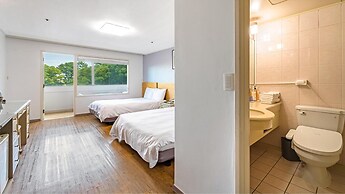 Jeju Honeycrown Hotel