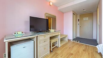 Jeju Honeycrown Hotel