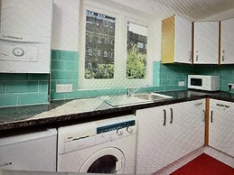 Impeccable 1-bed Apartment in London
