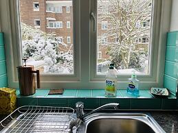 Impeccable 1-bed Apartment in London