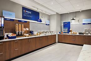 Holiday Inn Express Strathroy by IHG