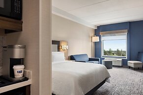 Holiday Inn Express Strathroy by IHG