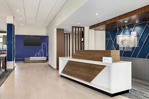 Holiday Inn Express Strathroy by IHG