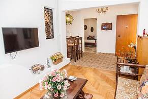 Beautiful Apartment in Pagkrati-GTD95601