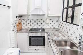 Charming Apartment in Pagkrati-GTD95602