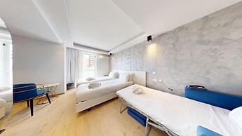 G Hotel by JL