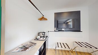 G Hotel by JL