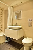 Piraeus Class Apt GTD8324