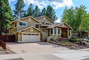 Ponderosa Retreat 4 Bedroom Home by Redawning