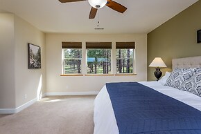 Ponderosa Retreat 4 Bedroom Home by Redawning