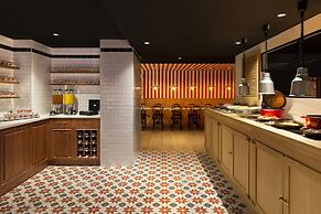 RockyPop Grenoble Hotel