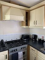 Remarkable 2-bed Caravan in Ingoldmells