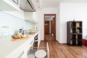 Apartment Cracow Bajeczna by Renters