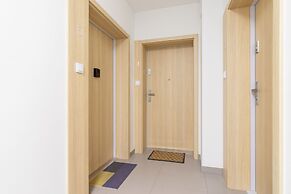 Exclusive Apartment Mogilska by Renters