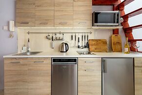 Studio Cracow Boguslawskiego by Renters