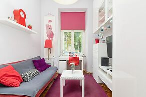 Studio Cracow Boguslawskiego by Renters