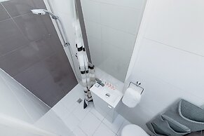 Studio Cracow Boguslawskiego by Renters