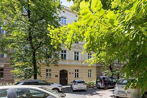 Studio Cracow Boguslawskiego by Renters