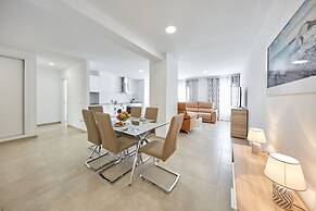 Sonrisa Deluxe Apartments Levante