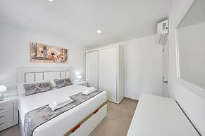 Sonrisa Deluxe Apartments Levante