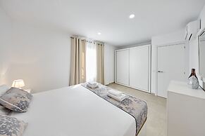 Sonrisa Deluxe Apartments Levante