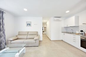 Sonrisa Deluxe Apartments Levante