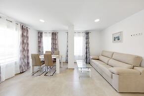 Sonrisa Deluxe Apartments Levante