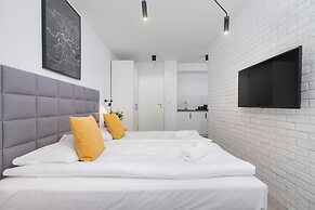 Miodowa Studio Cracow by Renters
