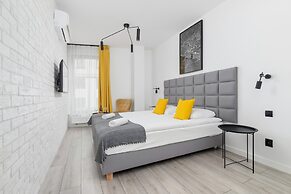 Miodowa Studio Cracow by Renters
