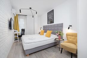 Miodowa Studio Cracow by Renters