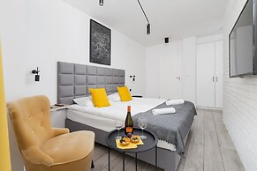 Miodowa Studio Cracow by Renters