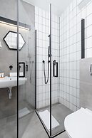 Miodowa Studio Cracow by Renters