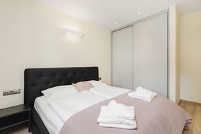 Apartment Miodowa 19 by Renters