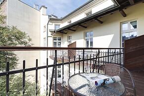 Apartment Miodowa 19 by Renters