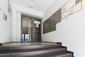 Stylish Apartment Zablocie by Renters