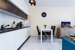 Stylish Apartment Zablocie by Renters