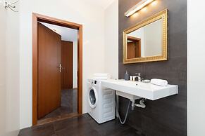 Apartment Cracow Pilotow by Renters