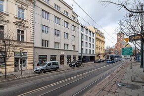 Studio Rakowicka 14 by Renters