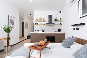 Studio Rakowicka 14 by Renters