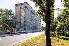 Family Apartment Slowackiego by Renters