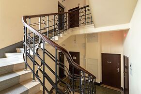 Family Apartment Slowackiego by Renters