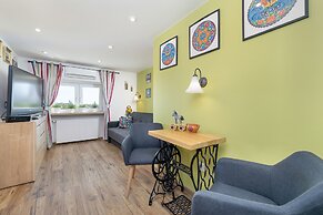 Family Apartment Slowackiego by Renters