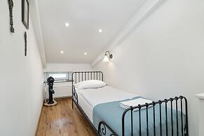 Family Apartment Slowackiego by Renters