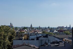 Family Apartment Slowackiego by Renters