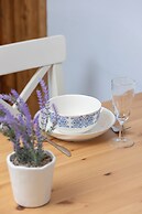 Family Apartment Slowackiego by Renters