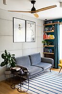 Deluxe Apartment Przedwiosnie by Renters