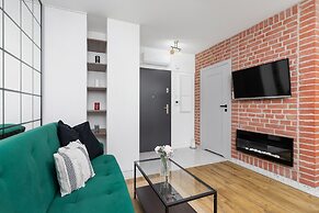 Apartment Limanowskiego by Renters