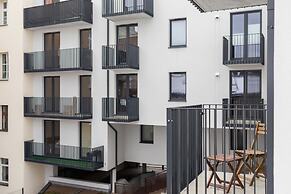 Apartment Limanowskiego by Renters